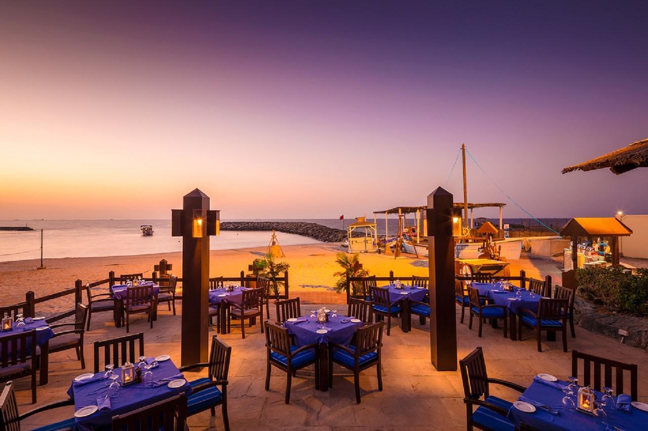 沙迦卡洛海滩度假酒店 外观 照片